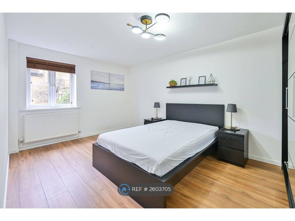 Property photo 3 of 9 Room 1