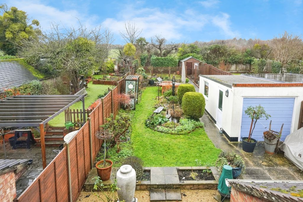 Property photo 2 of 12 Pbox-Img.Jpg