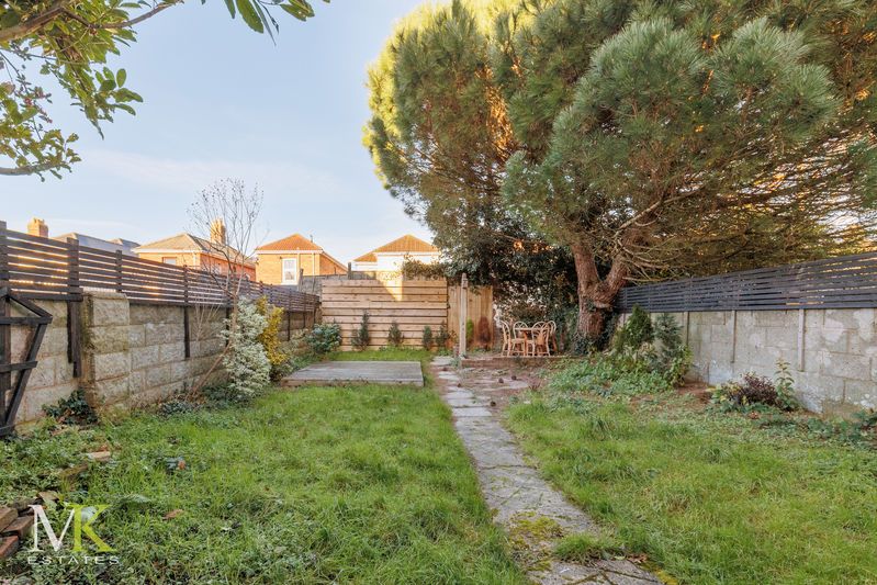 Property photo 2 of 17 Photo 18