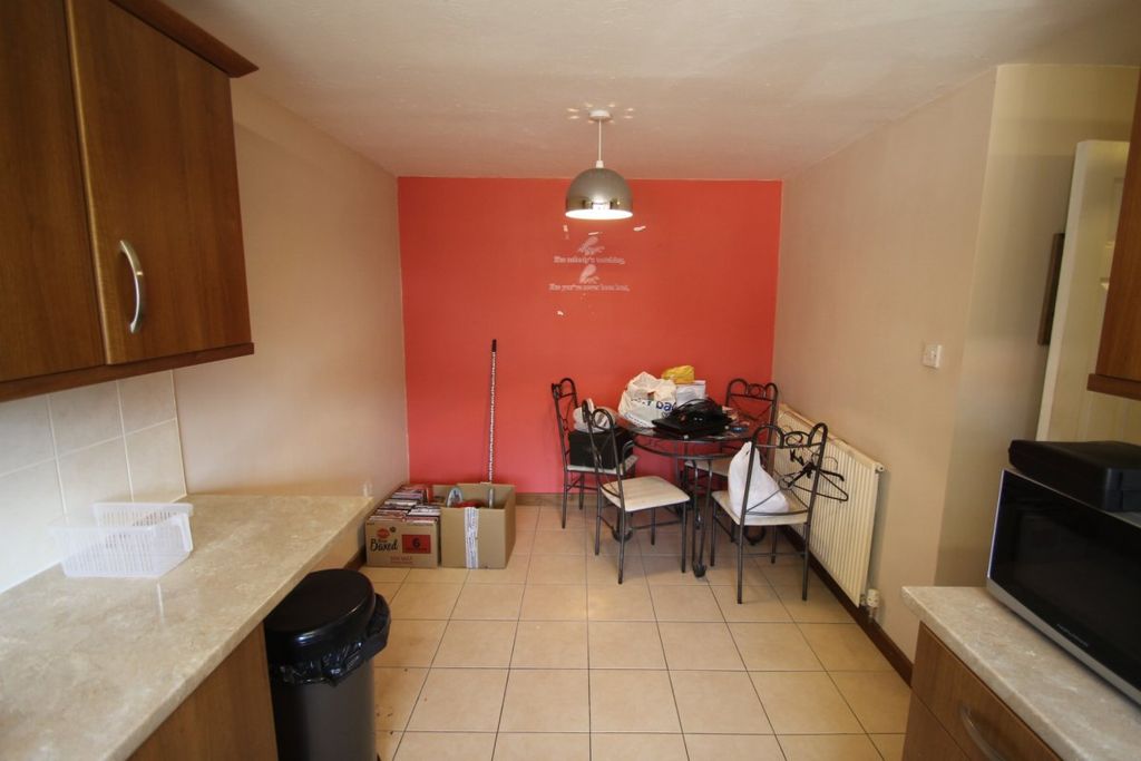 Property photo 3 of 24