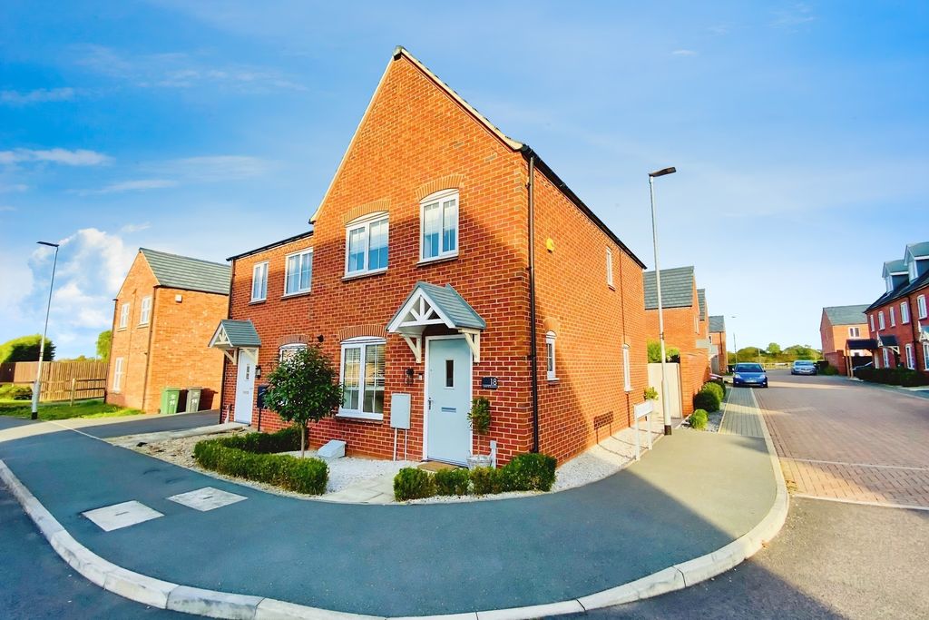 Property photo 1 of 26