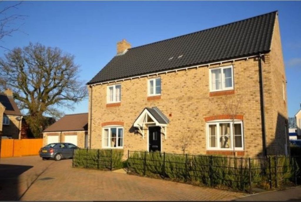 Property photo 1 of 9