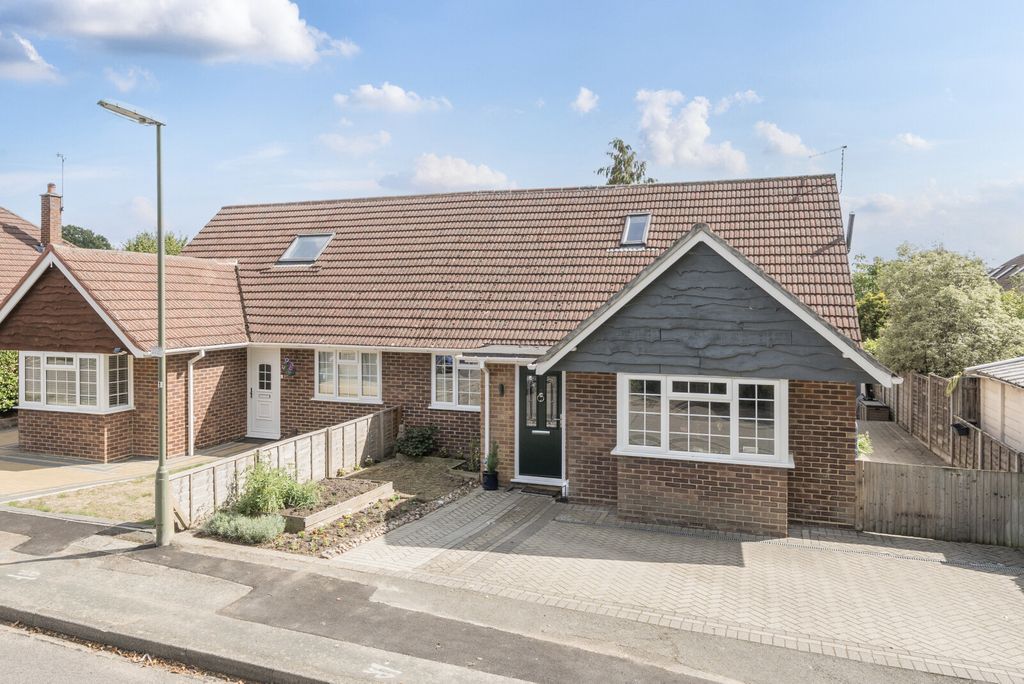 Property photo 1 of 20 1349429-1-68c0172...
