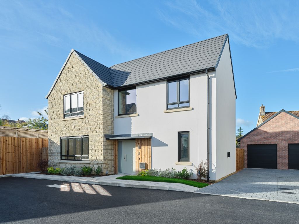 Property photo 1 of 4