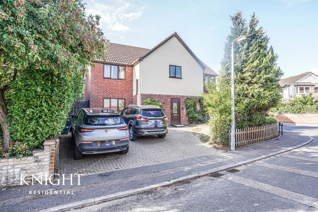 Property photo 1 of 24