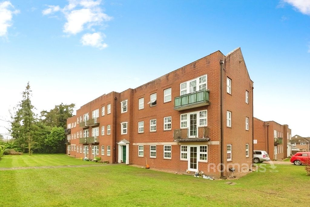 Property photo 1 of 7 Picture No. 08