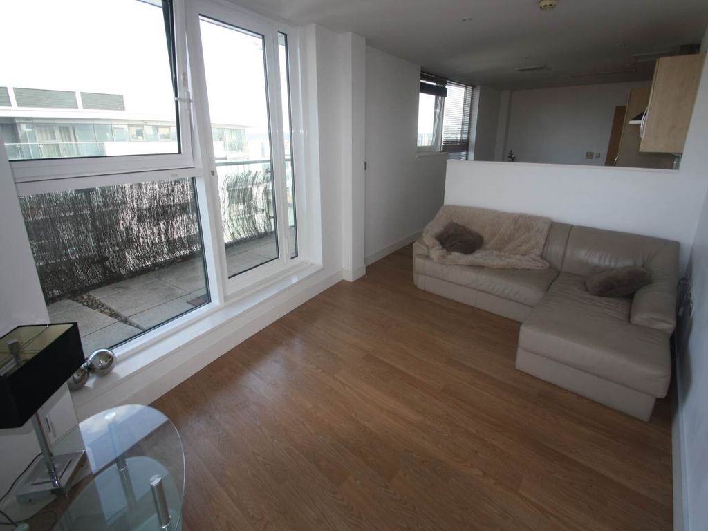 Property photo 3 of 8 Img_5538