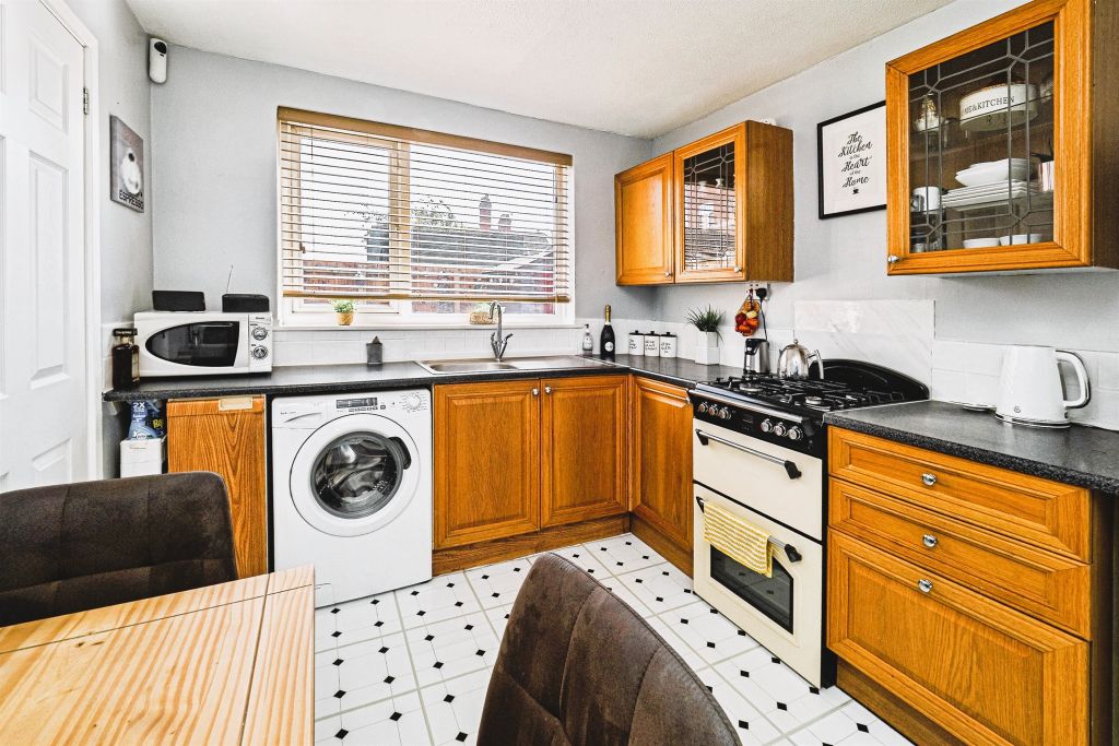 Property photo 2 of 14