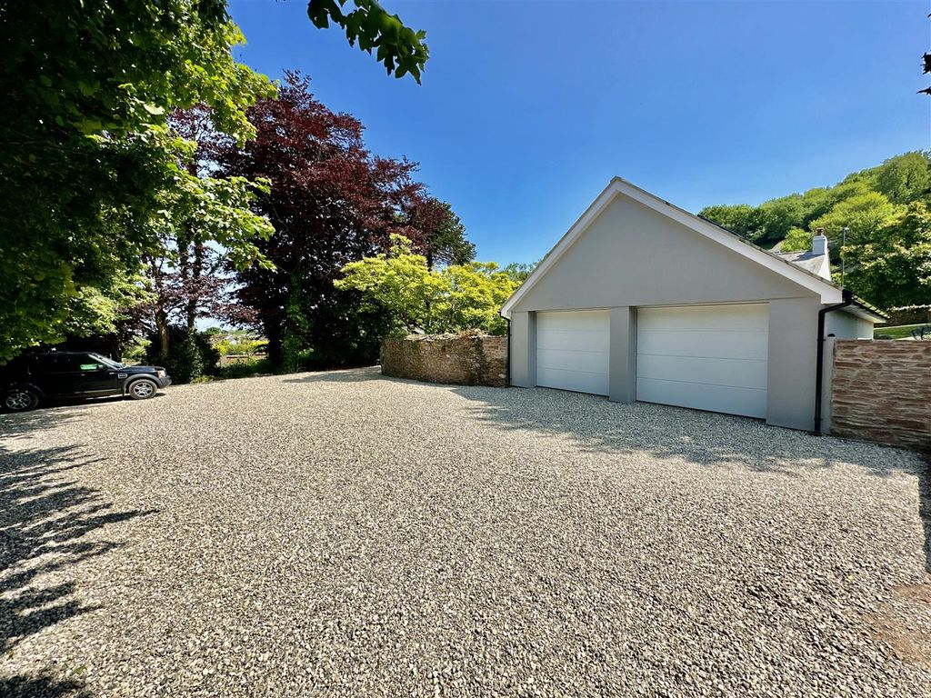Property photo 3 of 32 Garage - Parking Area.Jpg