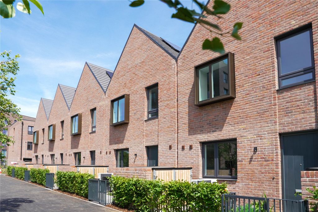 Property photo 1 of 11 The Coanda