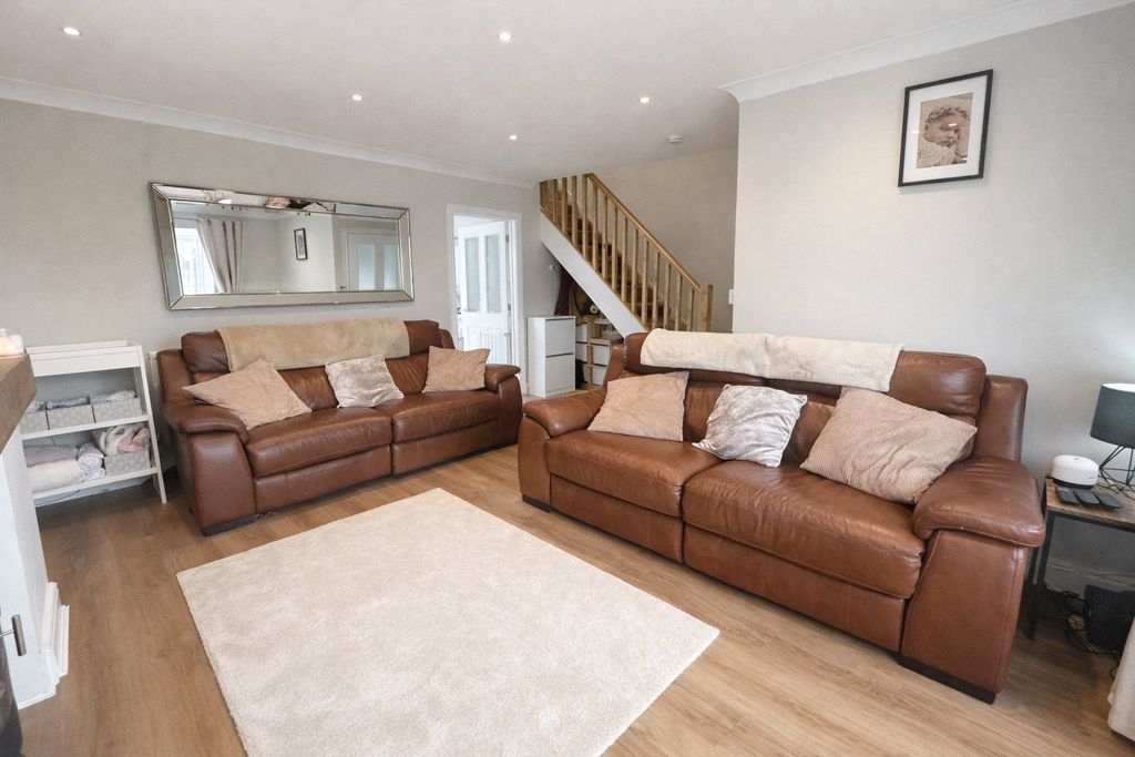 Property photo 3 of 15 Picture No. 15