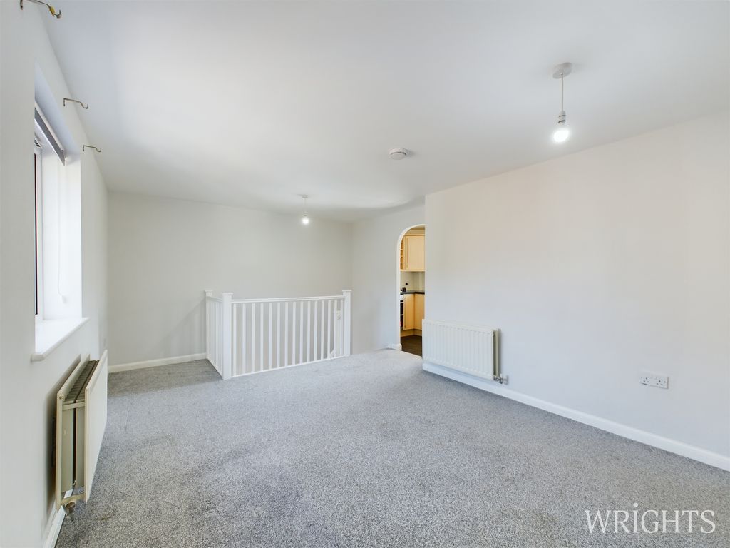 Property photo 3 of 9 Cam02796G0-Pr0165-Still011