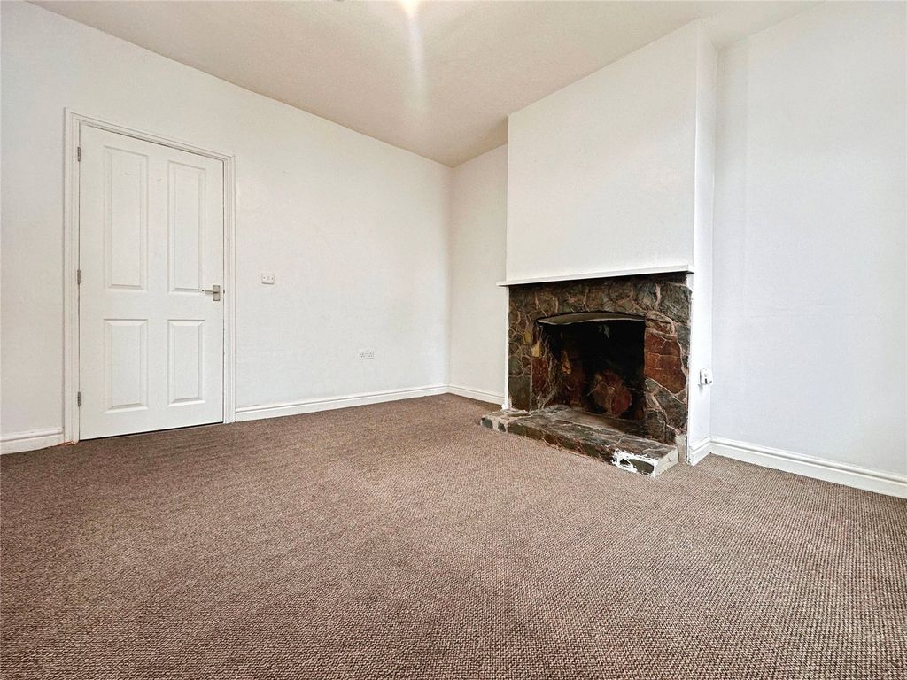 Property photo 3 of 9 Living Room