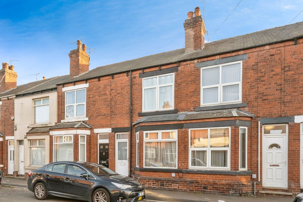 Property photo 1 of 17