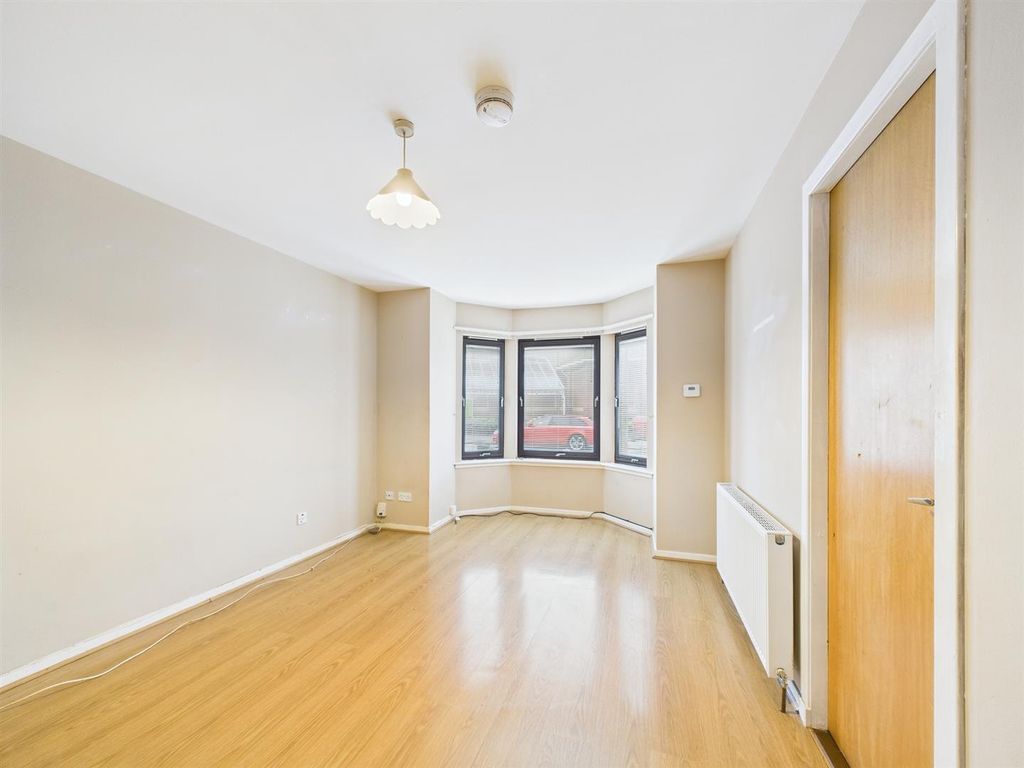 Property photo 2 of 12 Cam01486G0-Pr0949-Still003.Jpg