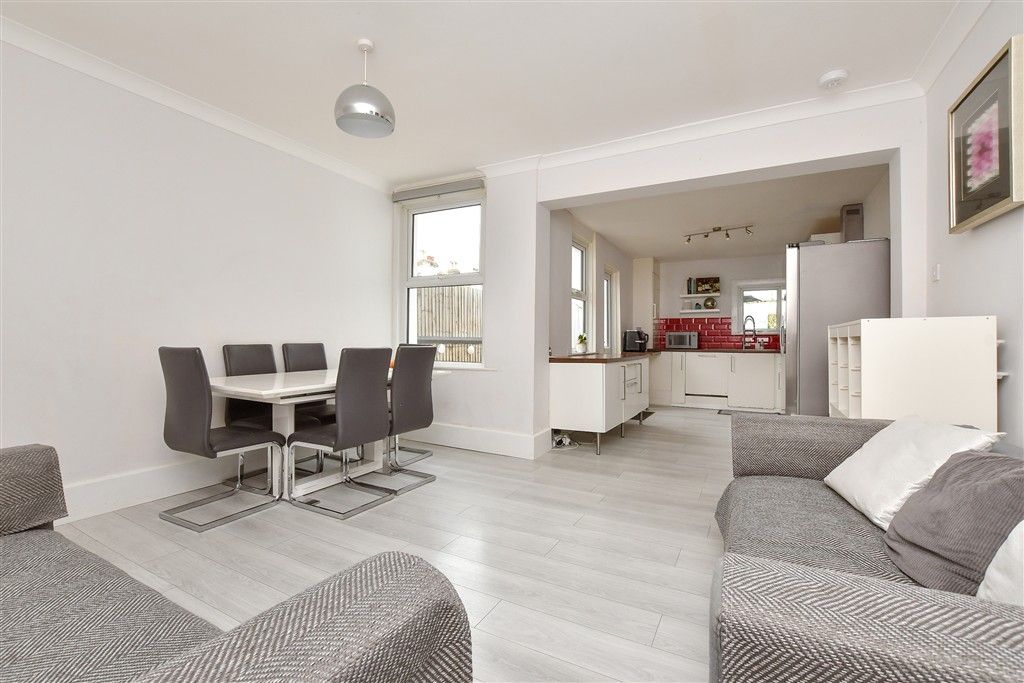 Property photo 2 of 15 Dining Area