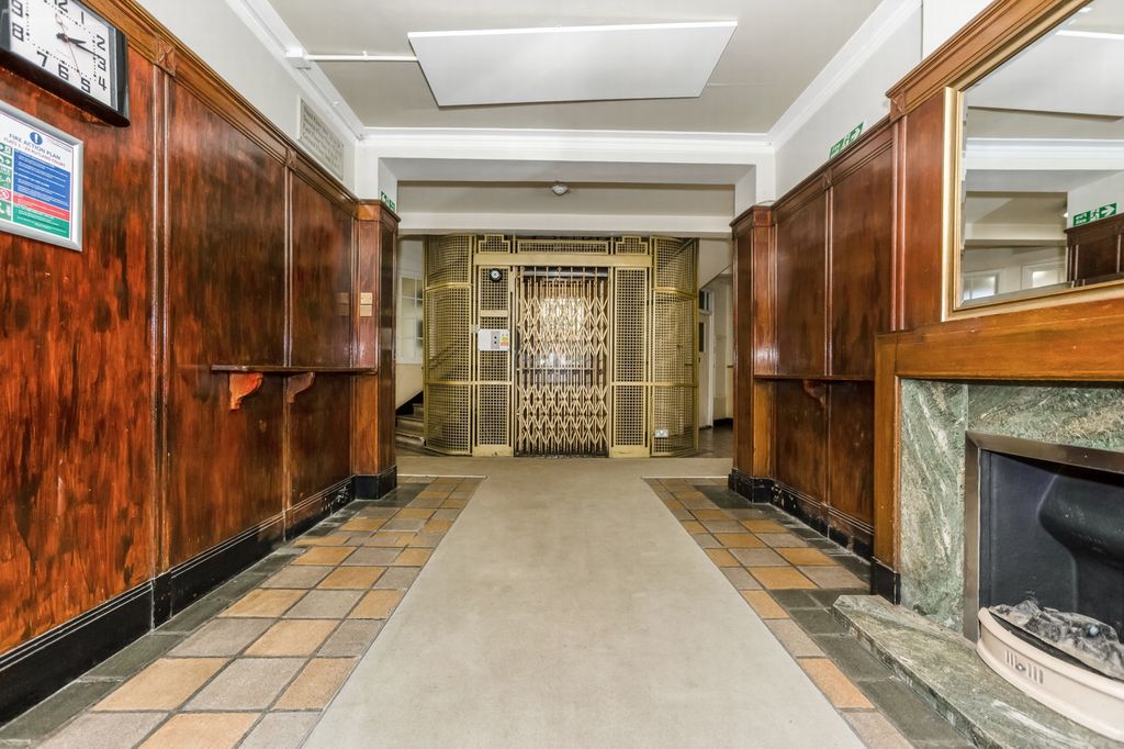 Property photo 2 of 16 Photo 14