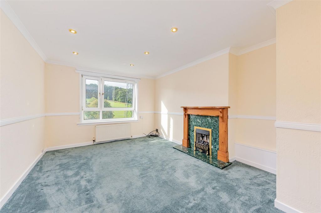 Property photo 2 of 12 2L 591 South Road Dundee-1.Jpg