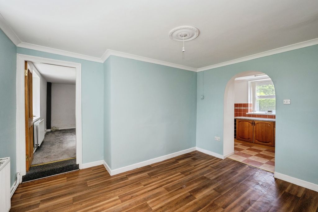 Property photo 3 of 20 Pbox-Img.Jpg