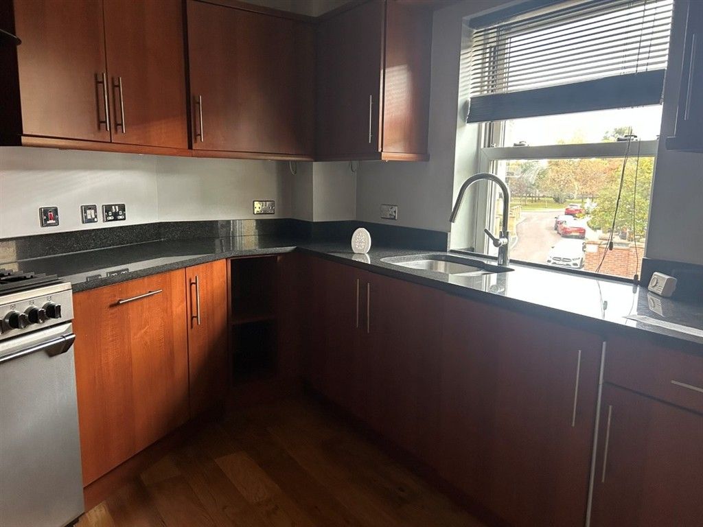 Property photo 2 of 6