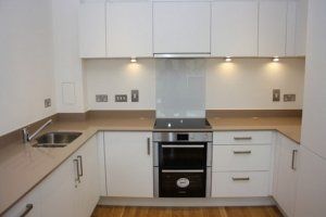 Property photo 2 of 6 Kitchen