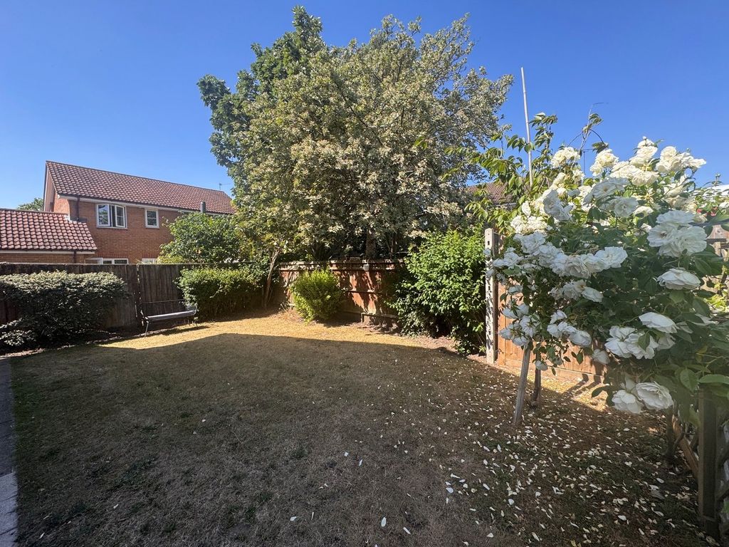 Property photo 2 of 11