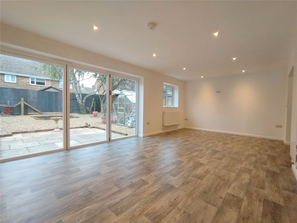 Property photo 3 of 17 Picture No. 03