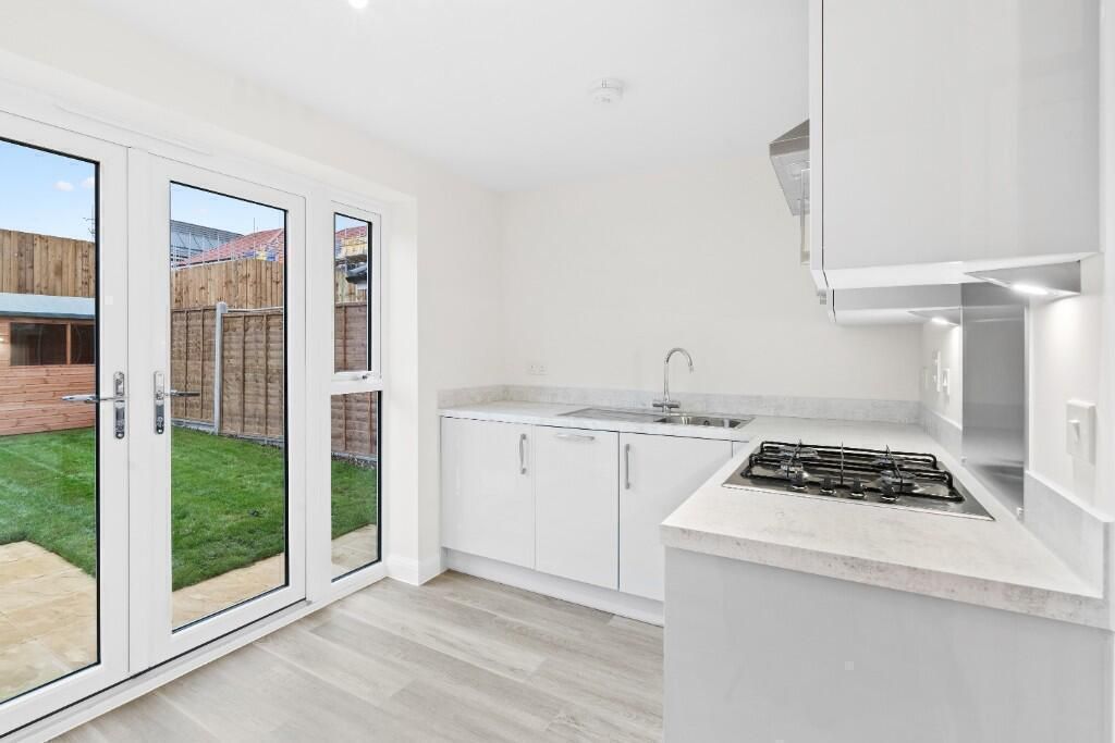 Property photo 3 of 11 Image