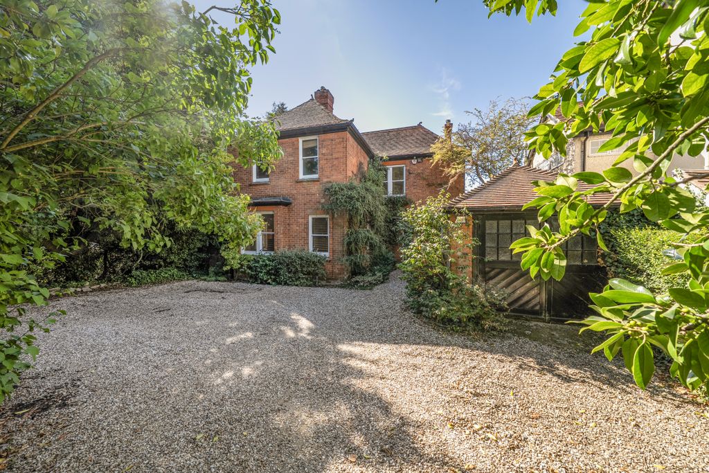 Property photo 1 of 21 15032332
