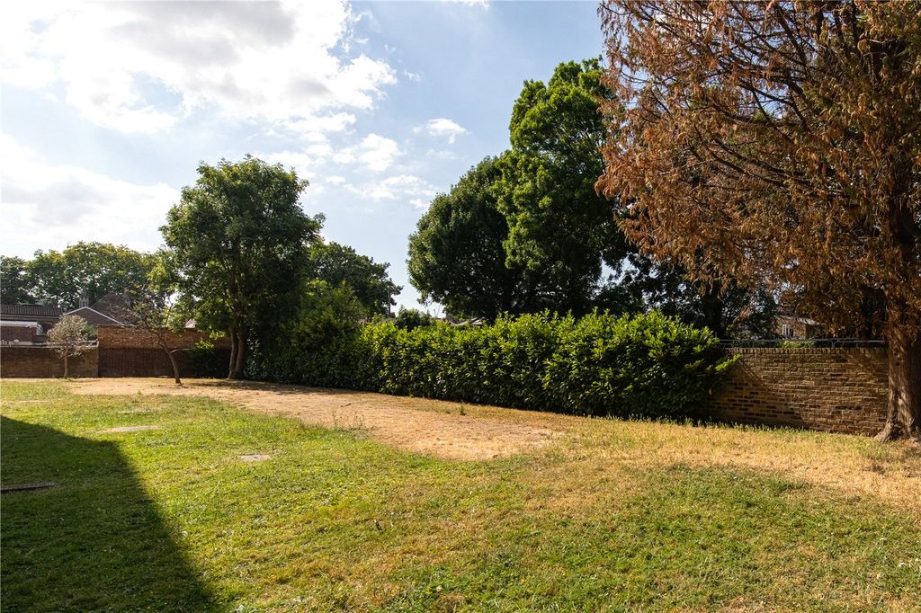 Property photo 2 of 12 Picture No. 09