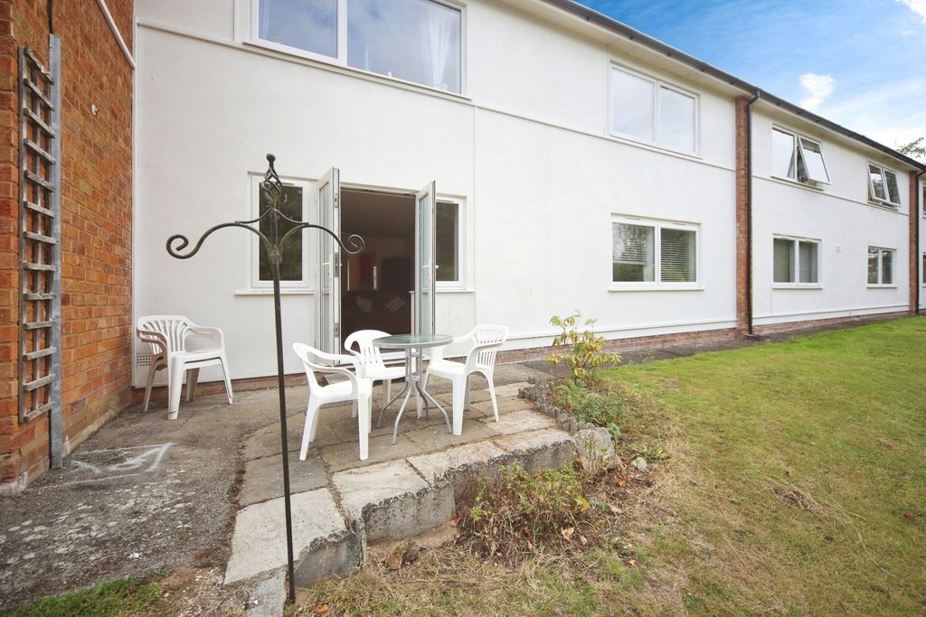 Property photo 2 of 14 Photo