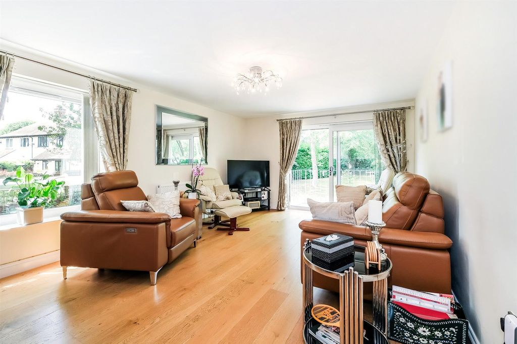 Property photo 2 of 25 2