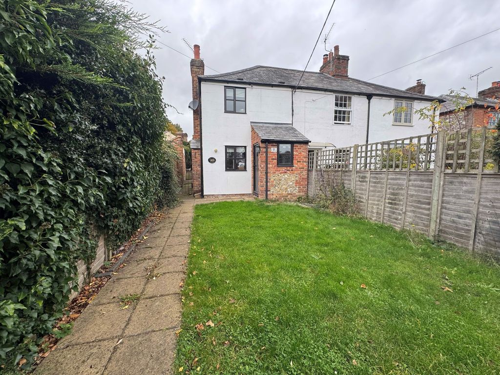 Property photo 1 of 17 Photo 18