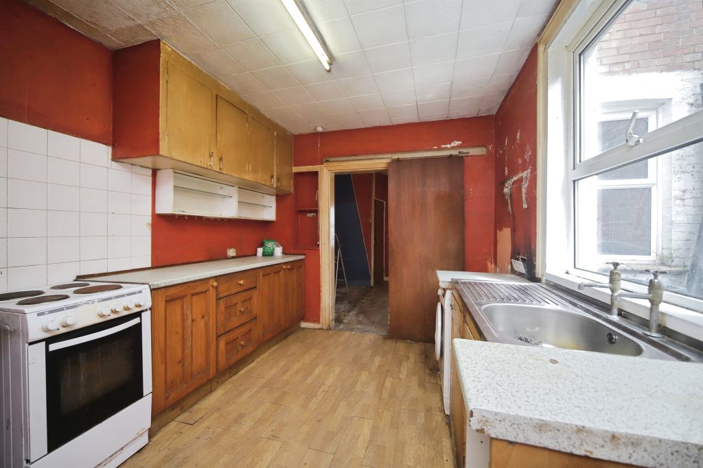 Property photo 2 of 19