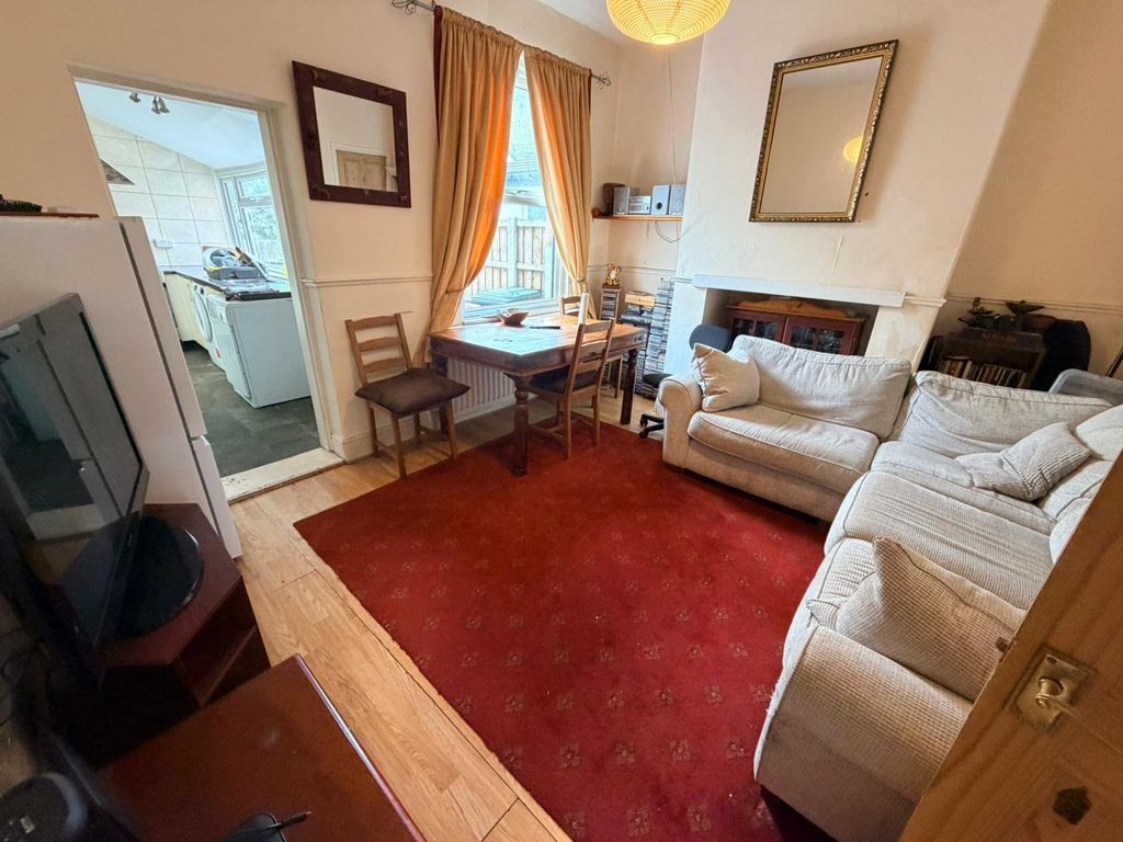 Property photo 1 of 10 Picture No. 20