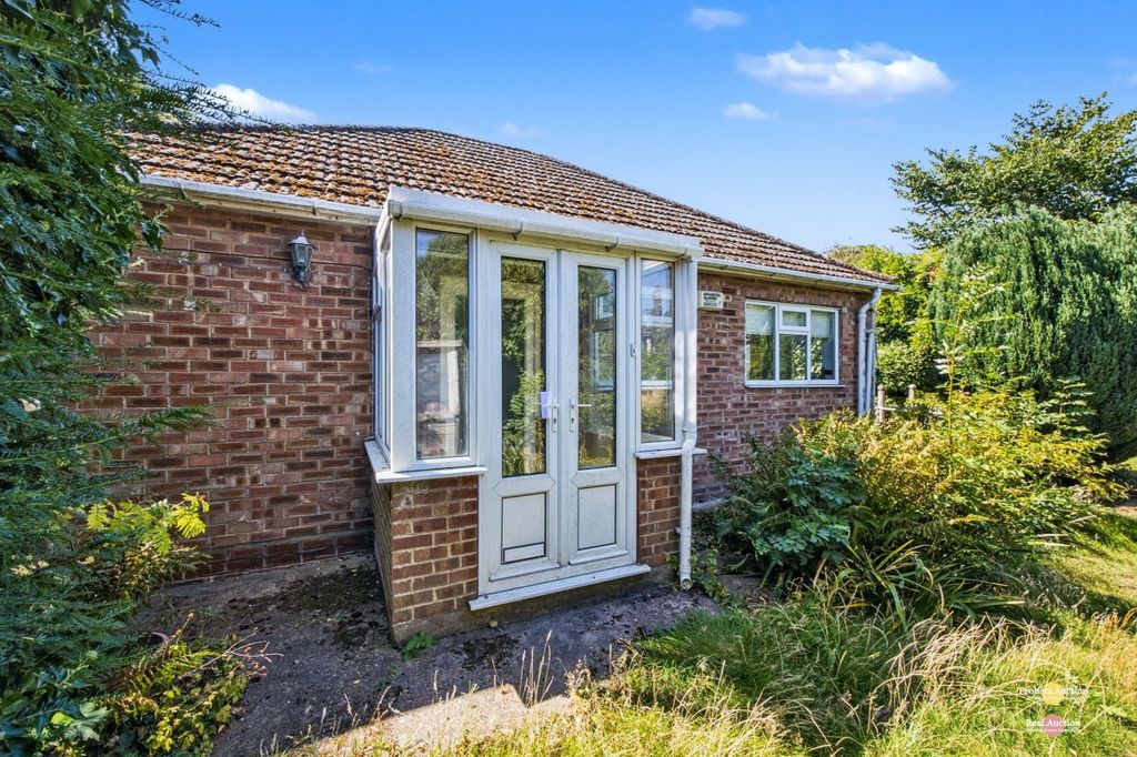 Property photo 2 of 21