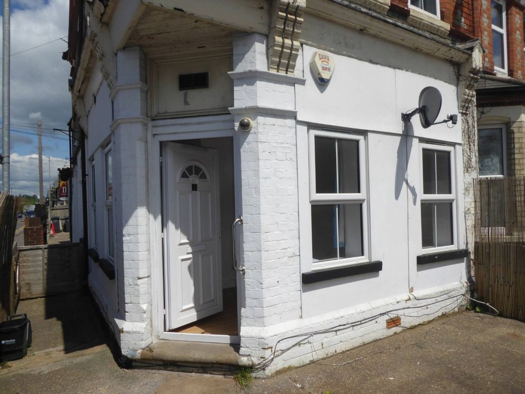 Property photo 1 of 8 5211470