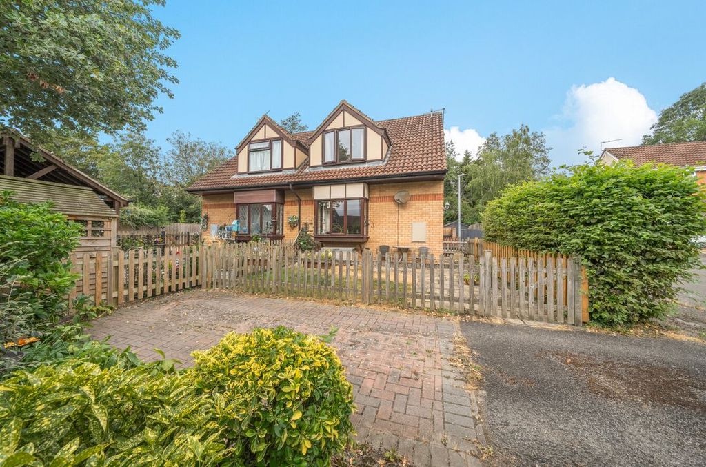 Property photo 1 of 12 14977775