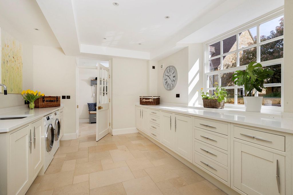Additional image 11 of 8 bed detached house for saleWood Stanway, Cheltenham, Gloucestershire GL54