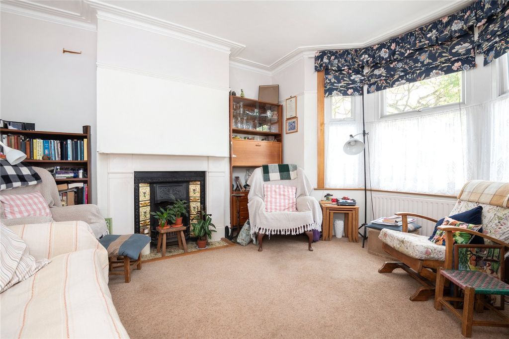 Property photo 2 of 11 Reception Room
