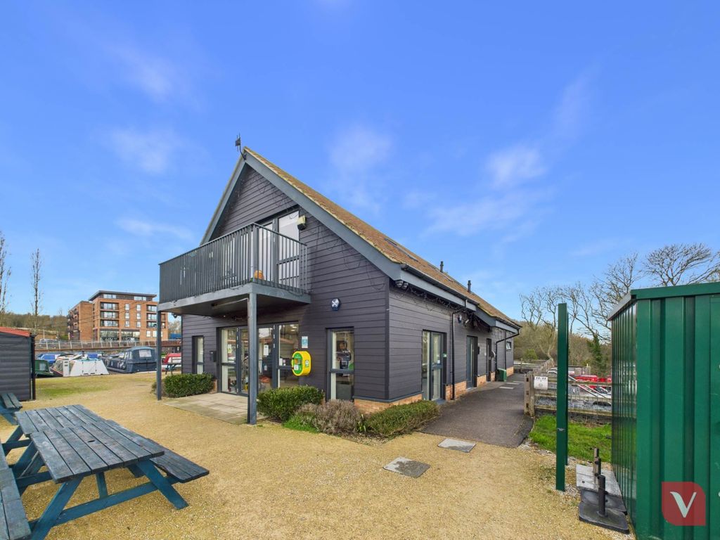 Property photo 1 of 29