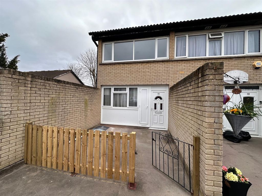 Property photo 1 of 12 Outside.Jpg