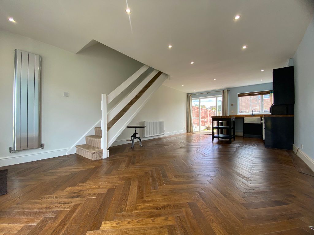 Property photo 3 of 17 Image
