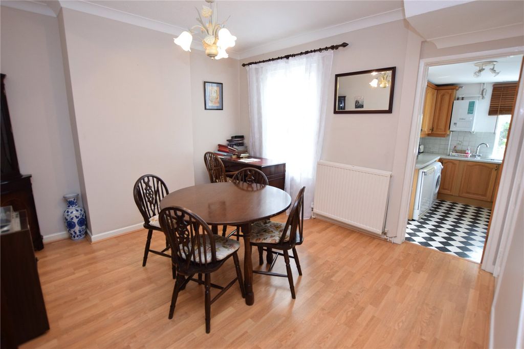 Property photo 3 of 15 Picture No. 04