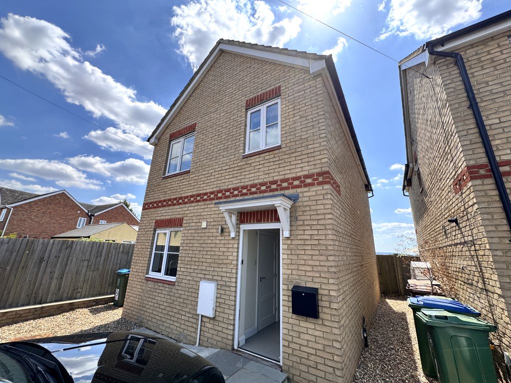 Property photo 1 of 19 Front