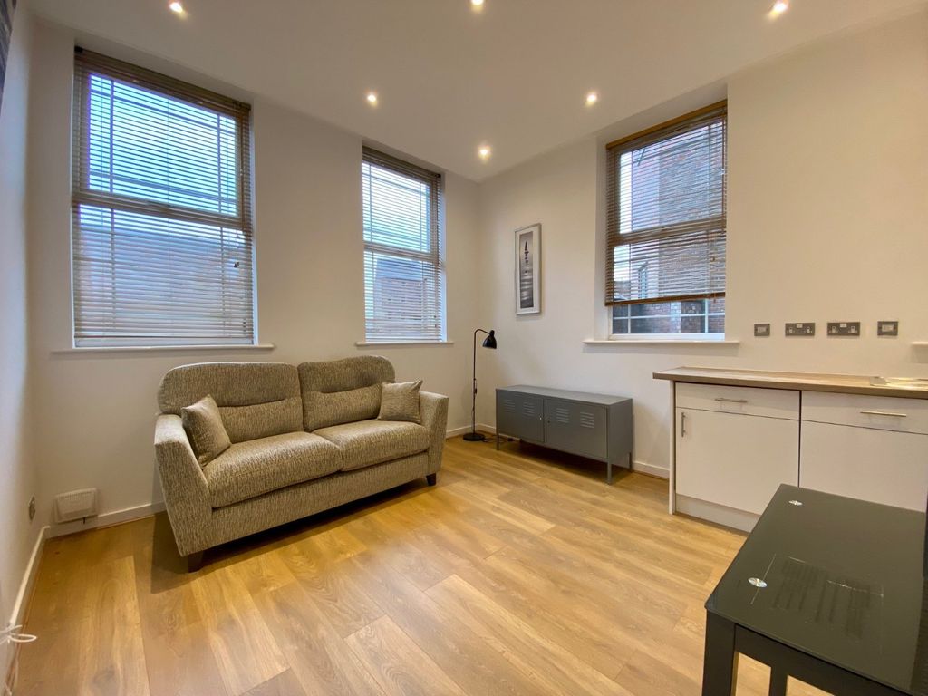 Property photo 3 of 6 Living Area