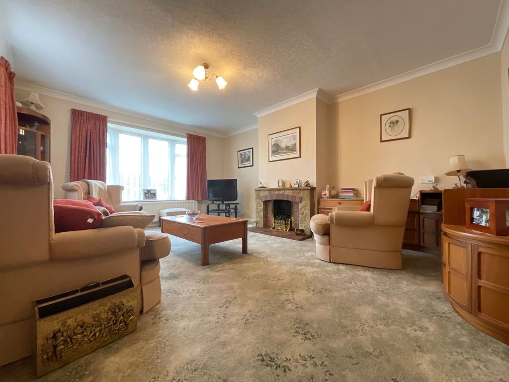 Property photo 3 of 26