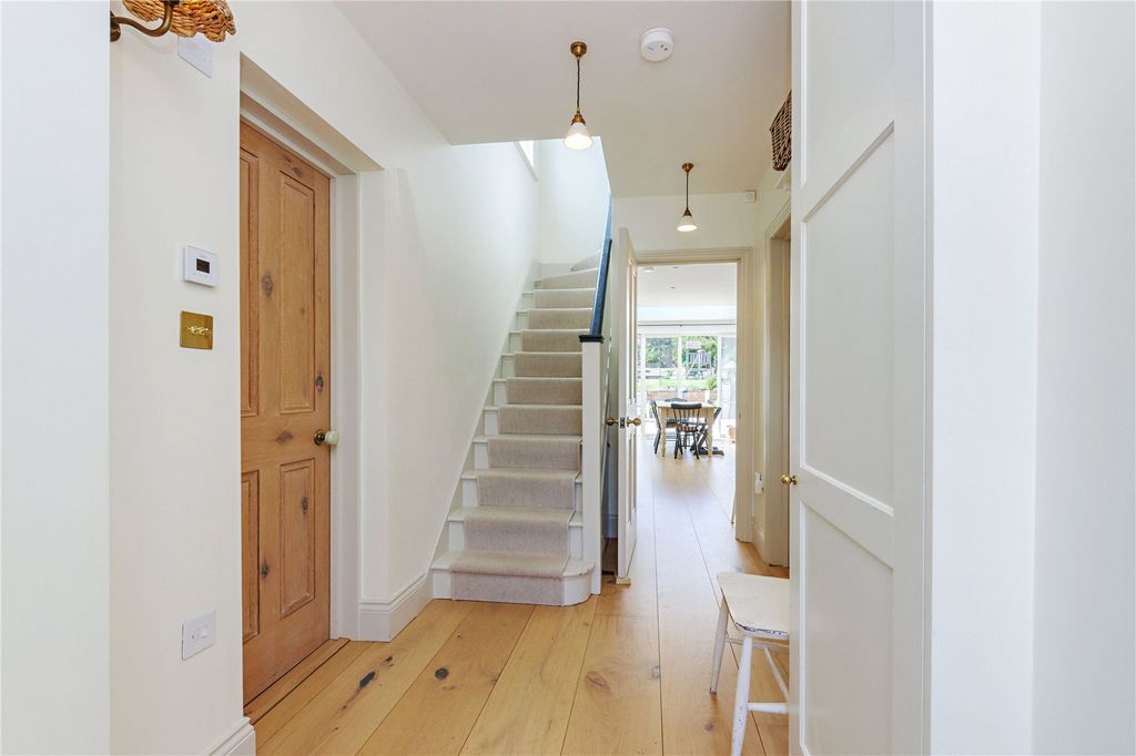 Property photo 3 of 26 Picture No. 05