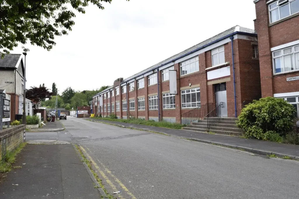 Property photo 1 of 19