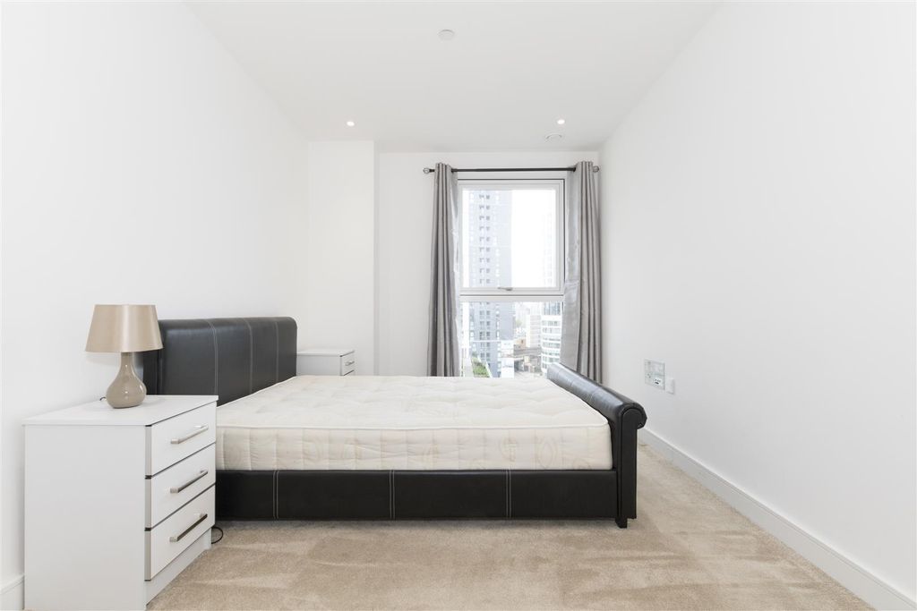 Additional image 10 of 2 bed flat to rentPinto Tower, Hebden Place, Nine Elms, London SW8